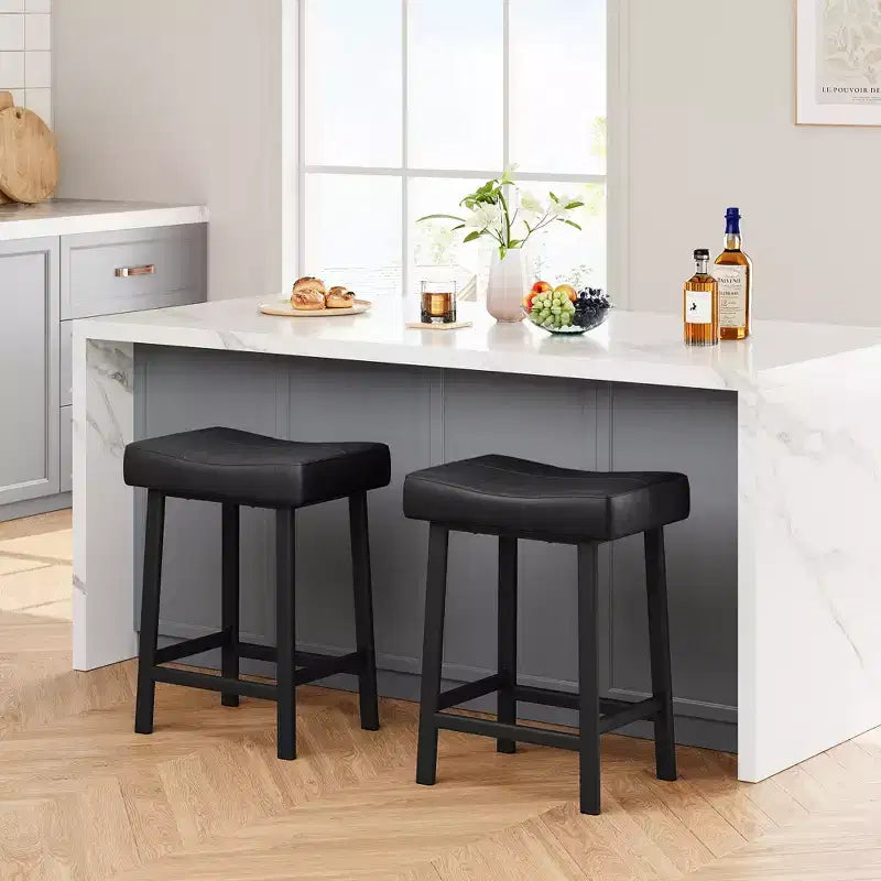Set of 2 PU Leather Bar Stools | 24 Counter Height Stools with Thick Saddle Seats & Heavy Duty Metal Frame for Kitchen Island, Breakfast Bar